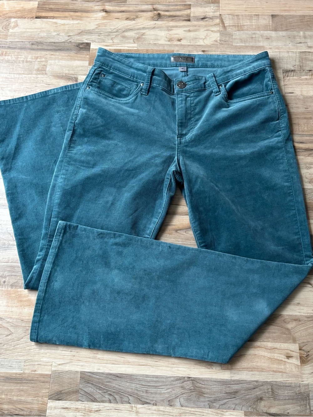 KUT from the Kloth Karen Baby Bootcut Corduroy Pants 8P Lagoon Academia Fall 70s